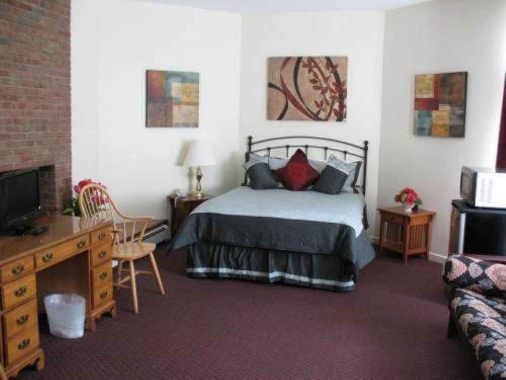 Room image 4