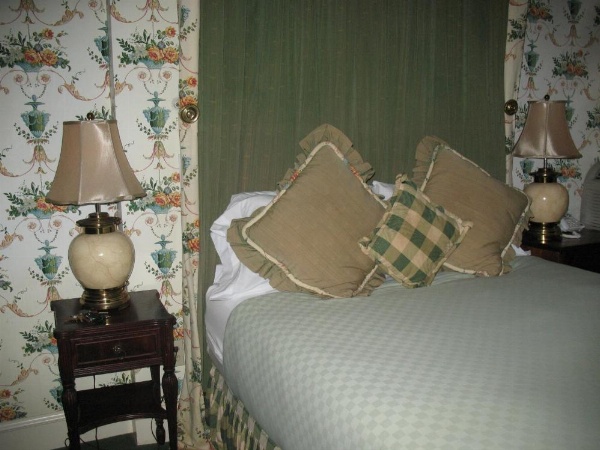 A Cambridge House Inn image 14